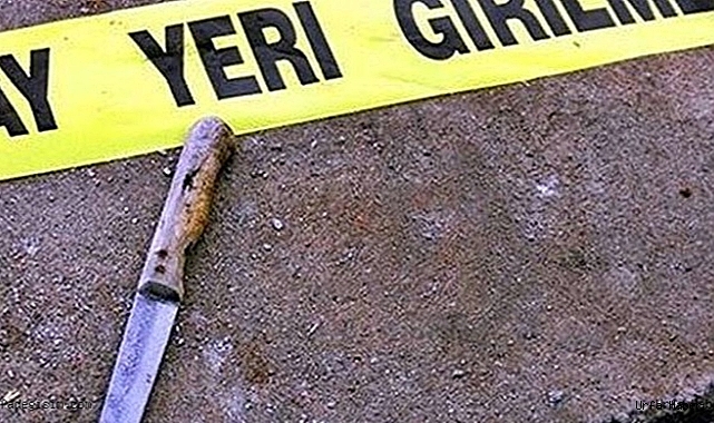 URFADA BIÇAKLANAN GENÇ HAYATINI KAYBETTİ