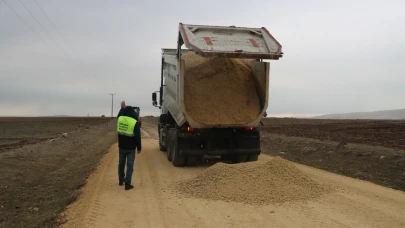 KIRSAL YOLLARDA ÇALIŞMALAR DEVAM EDİYOR