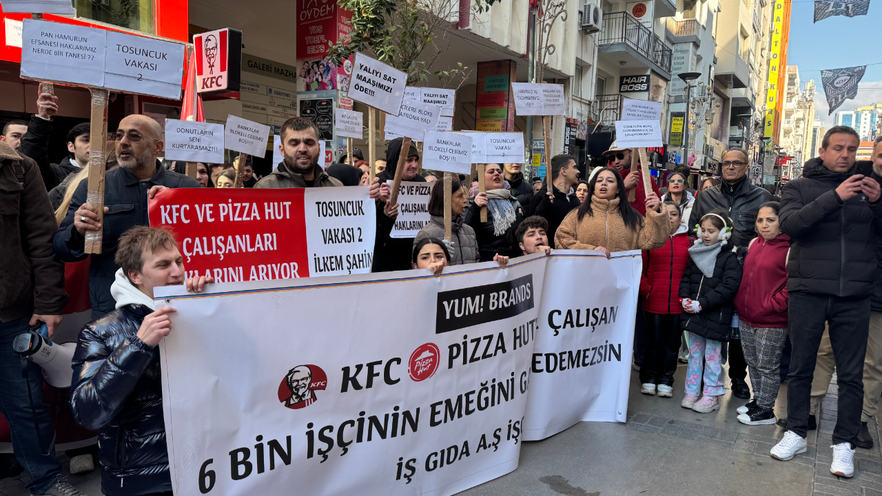 İZMIR'DE KFC VE PIZZA HUT ÇALIŞANLARINDAN "KONKORDATO" TEPKISI!