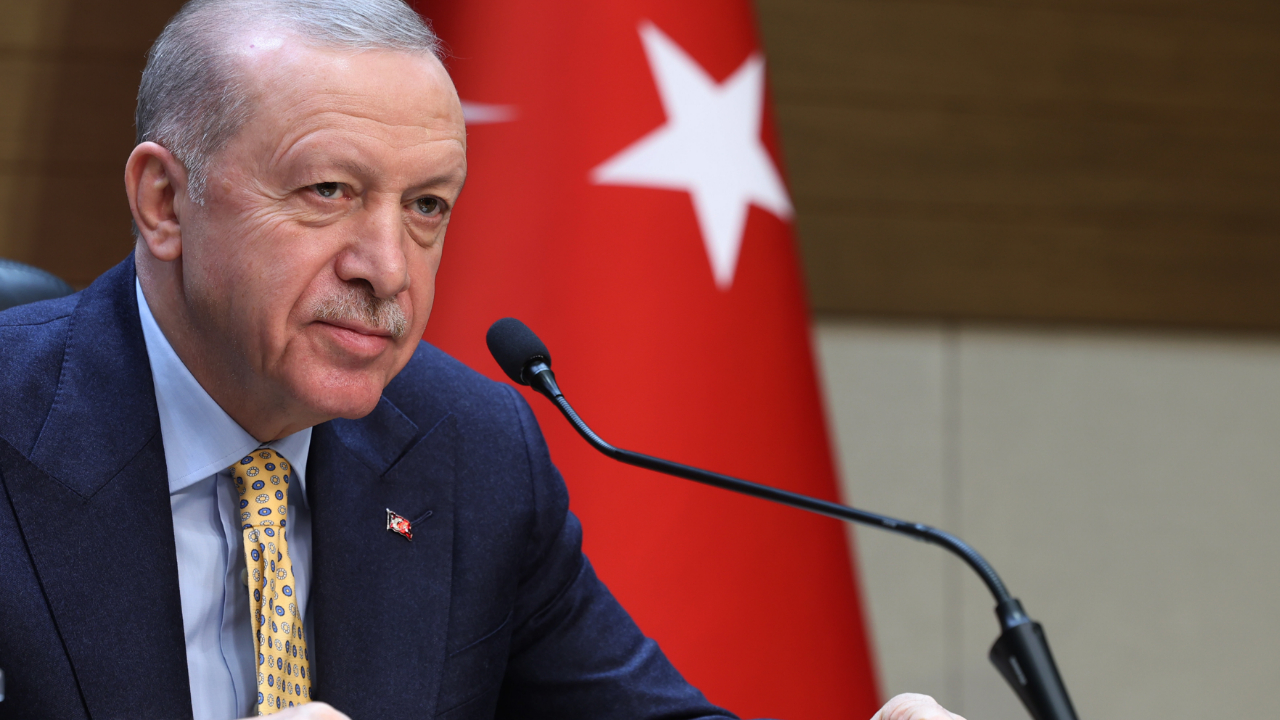 ERDOĞAN:TERÖR ÖRGÜTLERI BIZIM IÇIN DE TEHDIT, BERTARAF ŞART