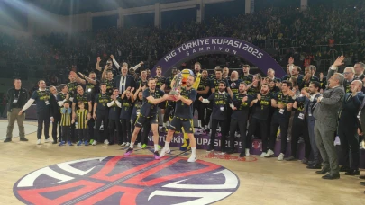 BASKETBOL ING ERKEKLER  TÜRKİYE KUPASI FENERBAHÇE'NİN