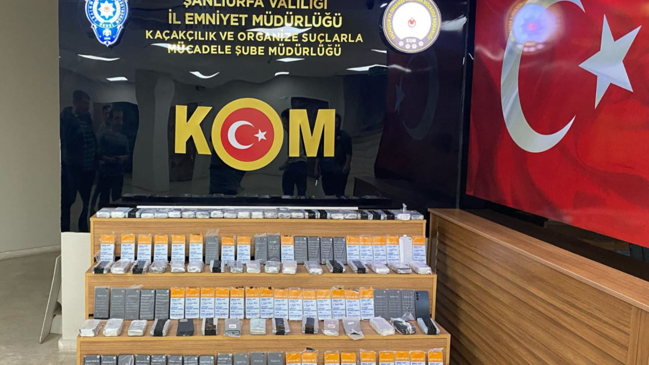 Urfa’da 4 Milyon TL Değerinde Cep Telefonu Ele Geçirildi