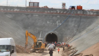 Hızlı Tren Şantiyesinde Kaya Düşmesi: 1 Ölü