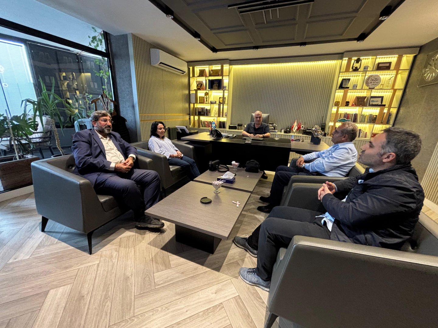 İHD’den AGM Medya’ya nezaket ziyareti